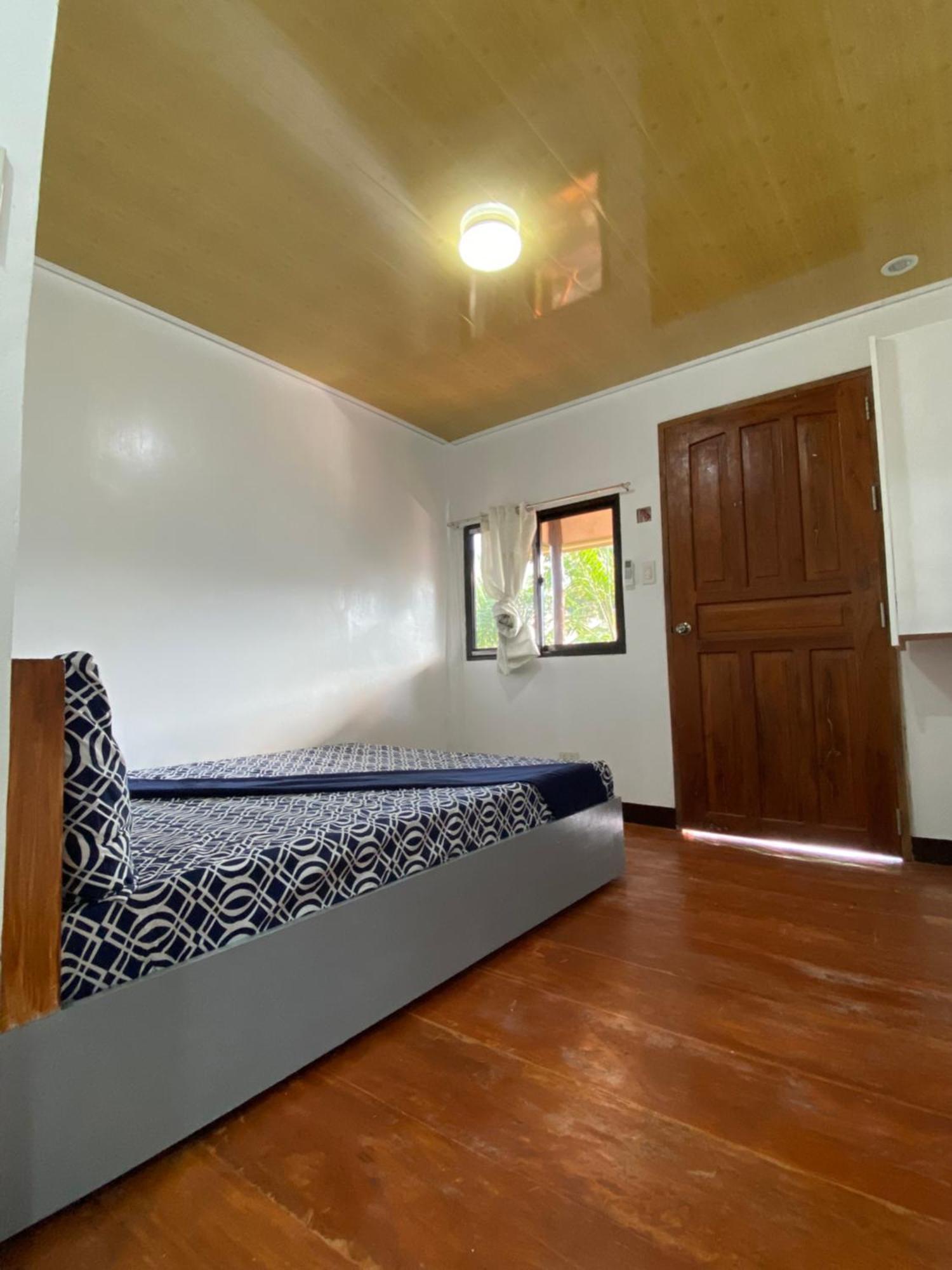 Mil'S Hillside Tourist Inn San Vicente  Ngoại thất bức ảnh